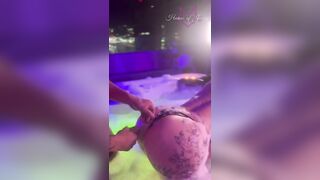 We fuck with a Chilean MILF Onlyfans Model in a jacuzzi