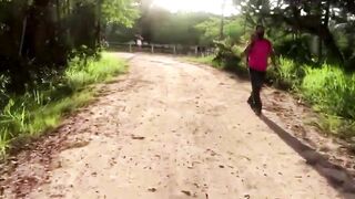 Colombiana cachonda se folla a su hermanastro a las afueras del pueblo - Sandysexii