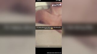 I cum in the bathroom due sexting in snapchat