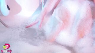 Mi masturbo in vasca video sexy di relax - lingua italiana