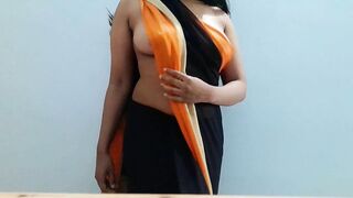 Desi Mallu Indian girl's big boobs