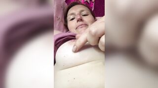 Mommy plays with her amazing boobs for Daddy's Day