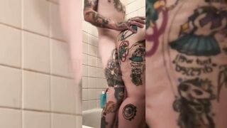 raw fuck in the shower cum tasting